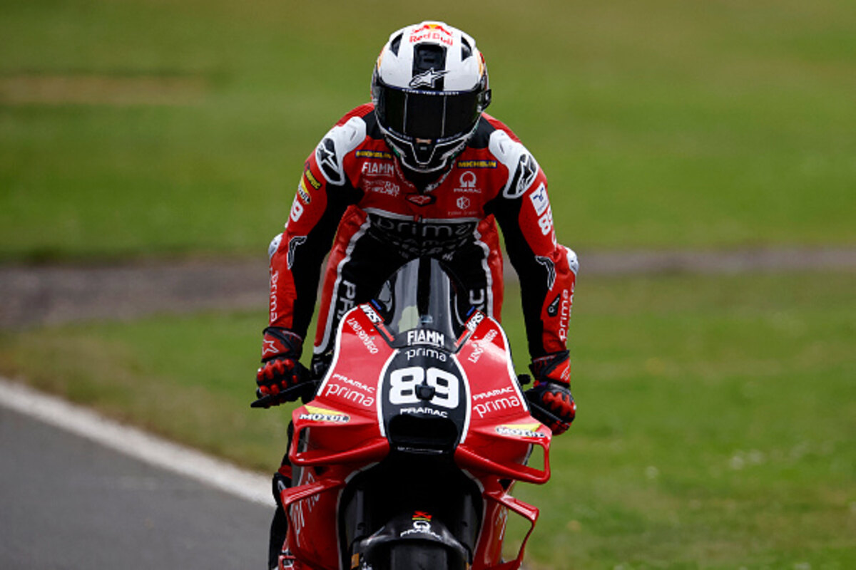 Haro: “Martin, erro de Silverstone devido à pressão. Mas ele merece o título mais do que ninguém.”